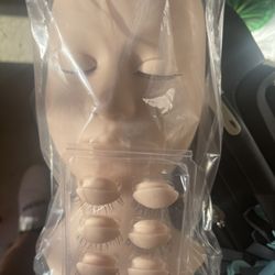 Eyelash Extensions Mannequin 