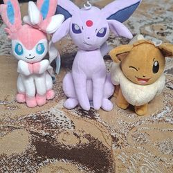 Official Pokemon (Eeveelutions) Plush