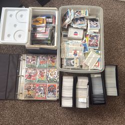 NBA, WWE, NFL, Pokémon, Dragon ball Z, Mlb, And NHL Cards