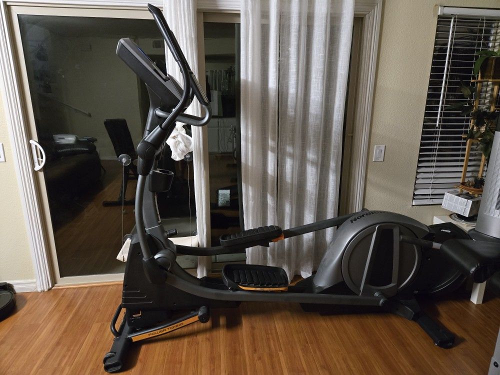 NordicTrack SpaceSaver SE9i Elliptical