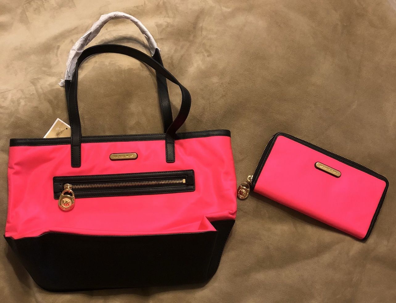 Michael Kors purse