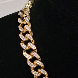 Mens- Gold Chain Link Necklace