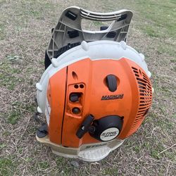 STIHL br600 backpack blower