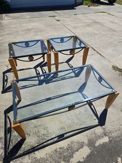 Coffee table set