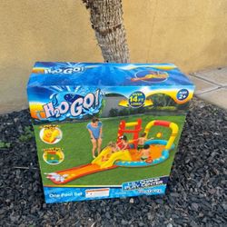 Brand New H2OGO Lil Champ Play Pool Center With Detachable Slide Kids Outdoor Summer Fun  Designed to get kids moving, grooving and out of the house, 