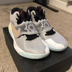 NIKE KD Trey 5 X