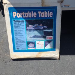 Folding Table 