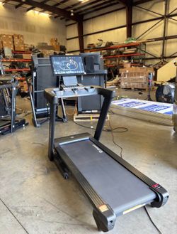 Lifesmart TM6500 15% incline treadmill with folding