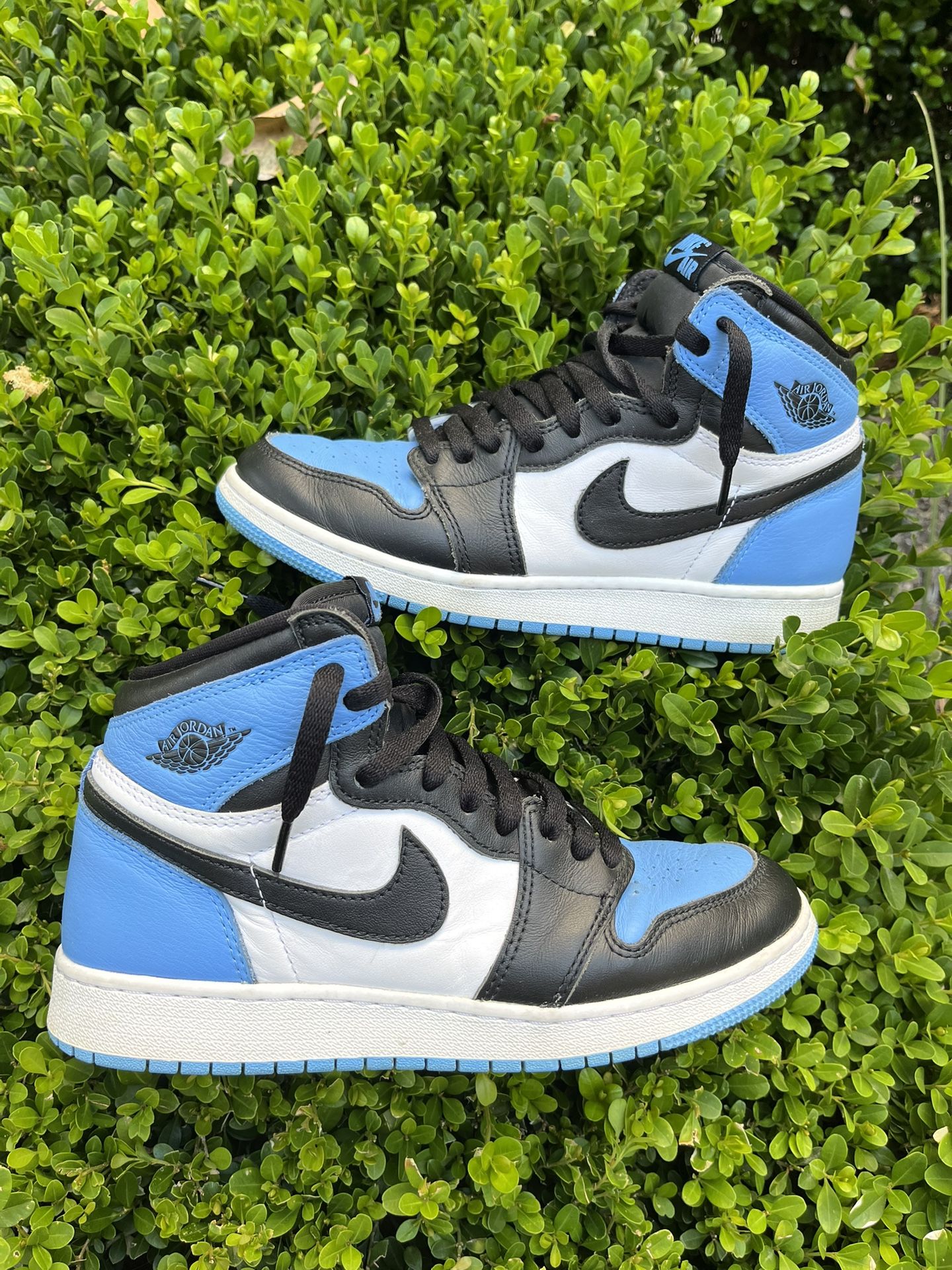 Size 7y 8.5w - Jordan 1 Retro OG High UNC Toe