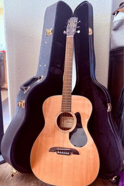 Acoustic Guitar (ALVAREZ) w/ Original Case – Very Good Condition