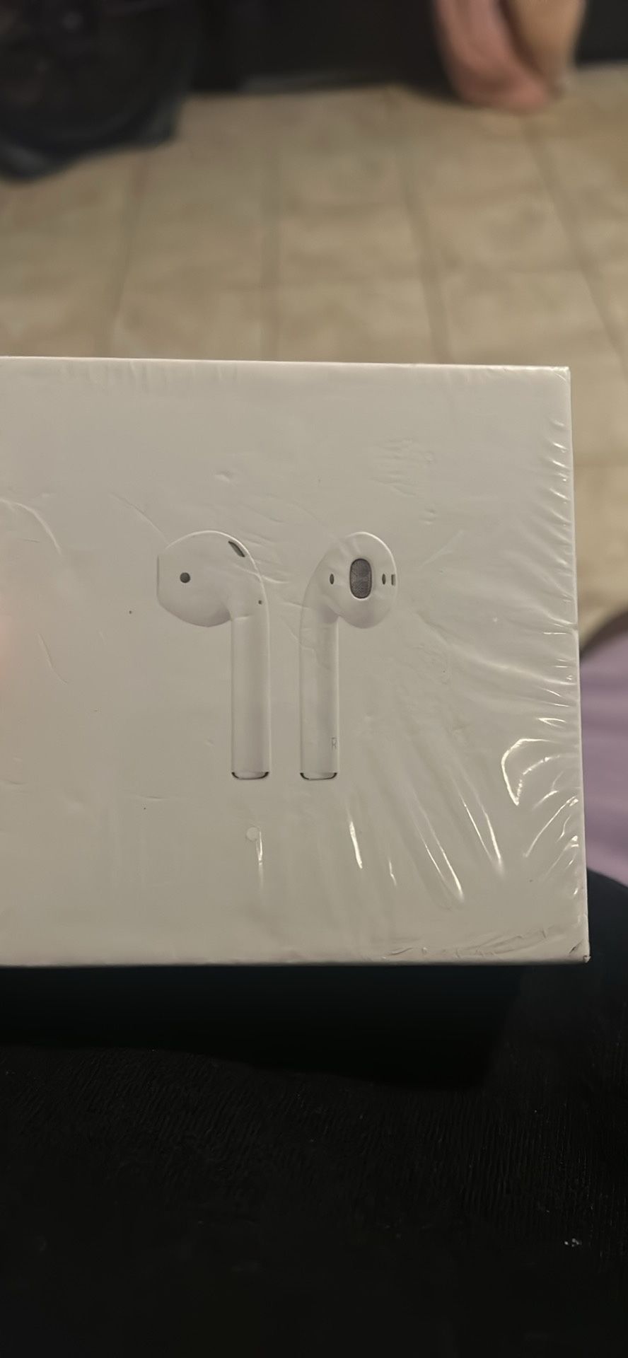 Selling Airpods 