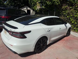 2021 Nissan Maxima