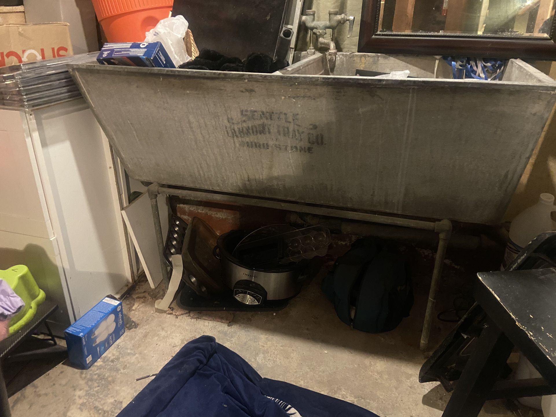 Vintage Seattle Laundry Tray Co Cement Laundry Sink