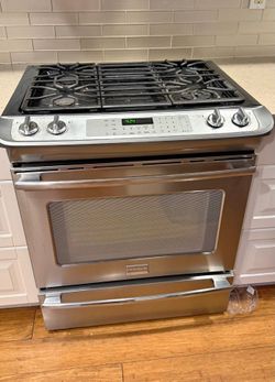 Frigidaire gas stove