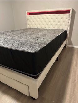 New queen size bed with LED lights and mattress