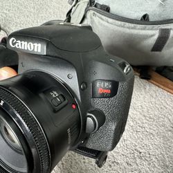 Canon T7i With 2 Lens + Bag