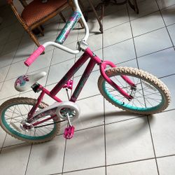HUFFY SEASTAR  20 Inch Girls Bicycle