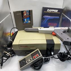 Nintendo NES Mario Bros / Duck Hunt Bundle Console Controller Zapper Cables Game