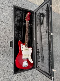 Fender hard case for Jazzmaster or Jaguar