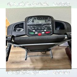 while feel Life Fitness Treadmill Gym Standard Workout Machine