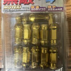 Gold Lug Nuts
