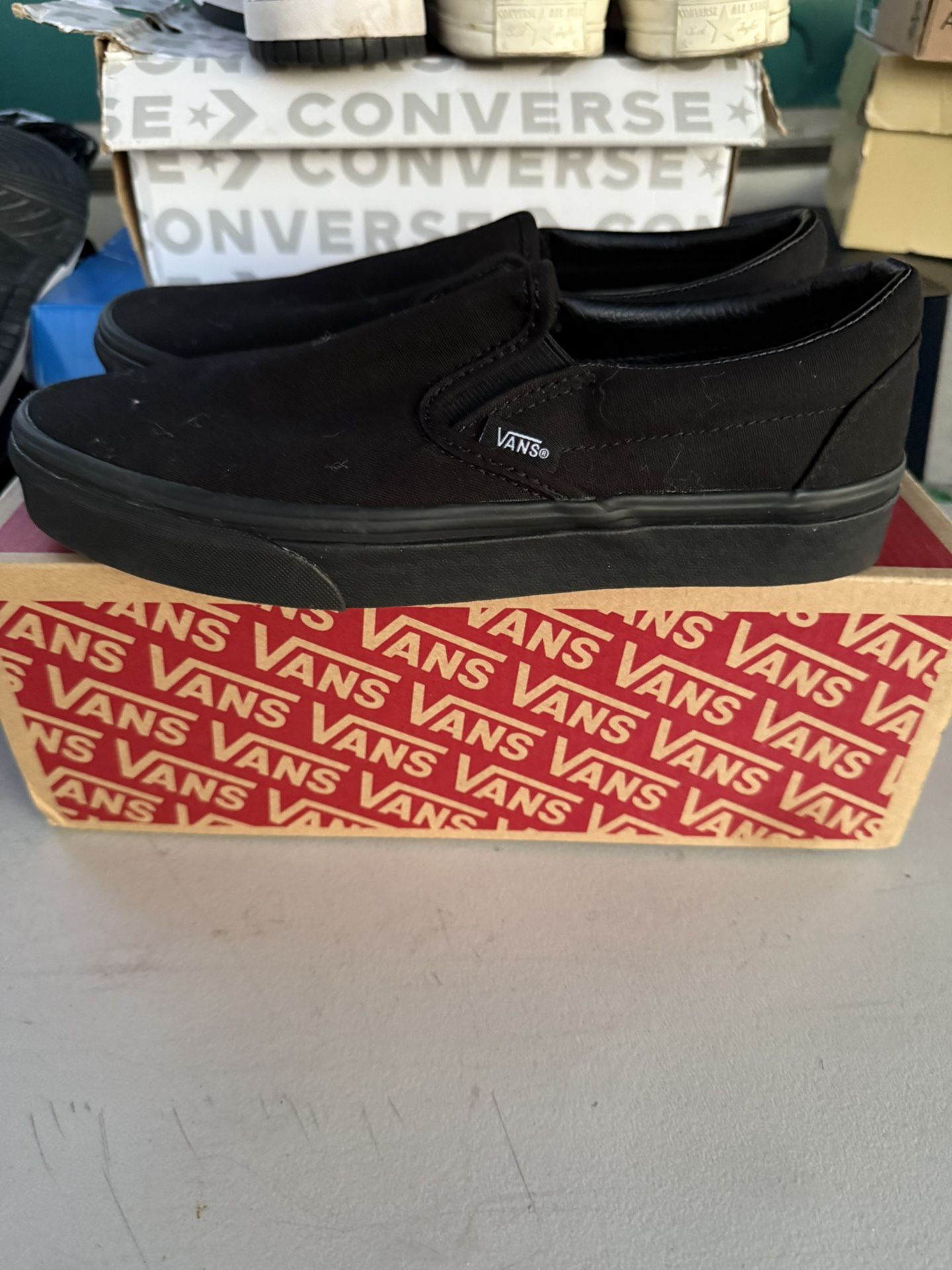 New Vans Old Skool Men’s Size 7