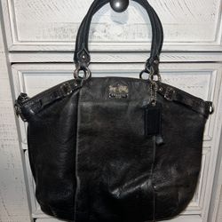 Coach Black Leather Purse With Purple Lining