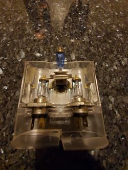 9003 Headlight bulb ( NEW )