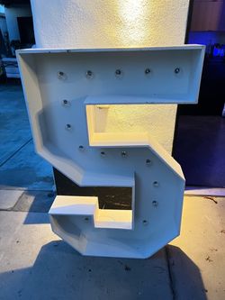 Number 5 marquee number for sale 4ft tall