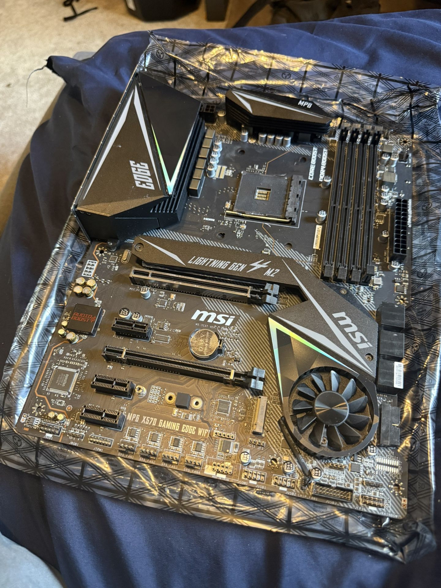 OBO Msi x570 mpg wifi motherboard
