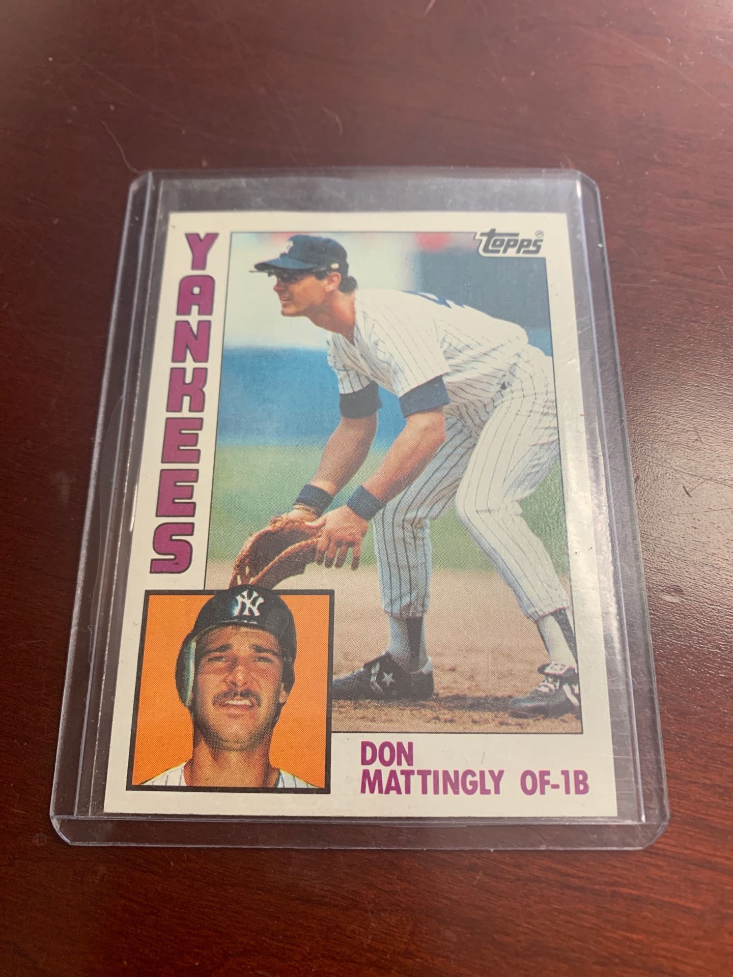 Throwback Don Mattingly Topps Yankees of 1B baseball card