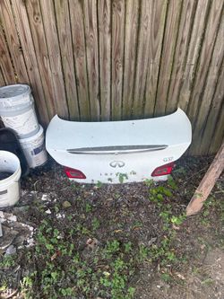 Infiniti g37 trunk