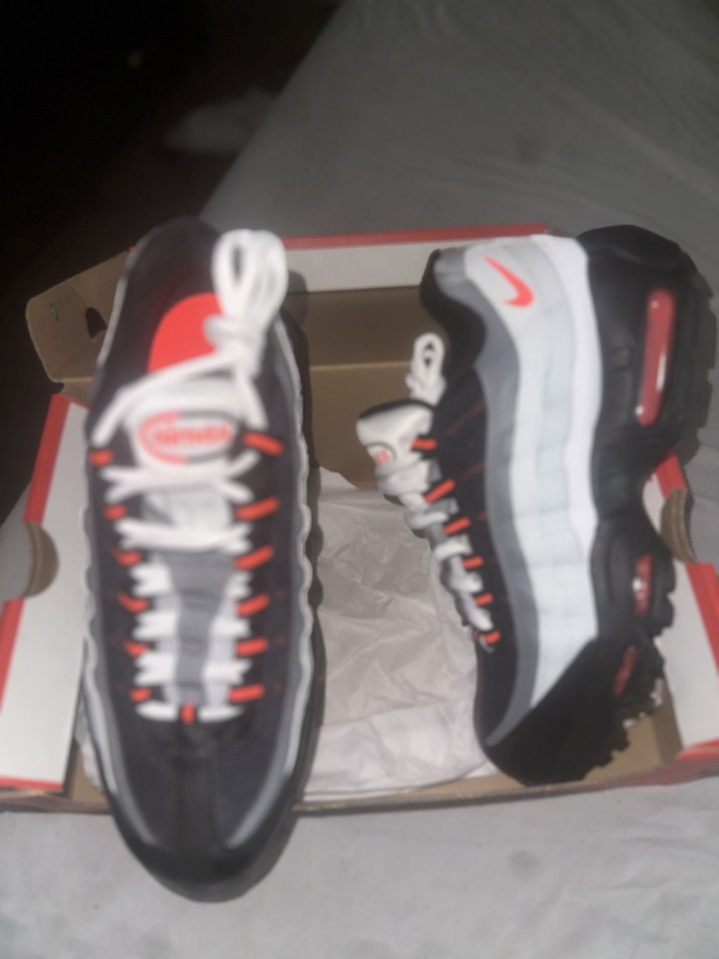 Brand New Big Kid 95 Air Max