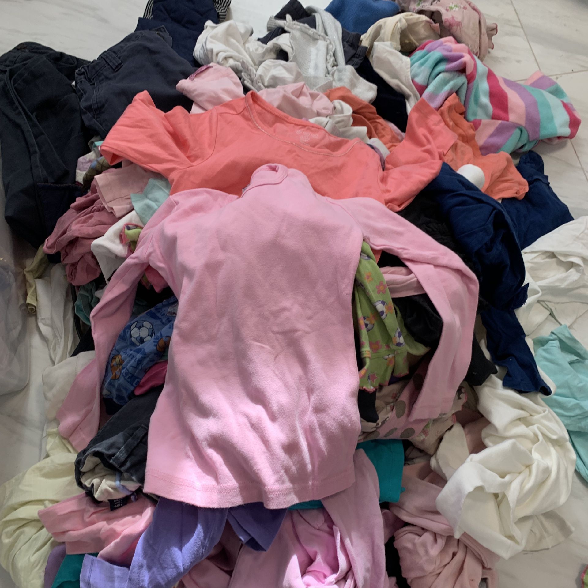 Lots of kids clothes