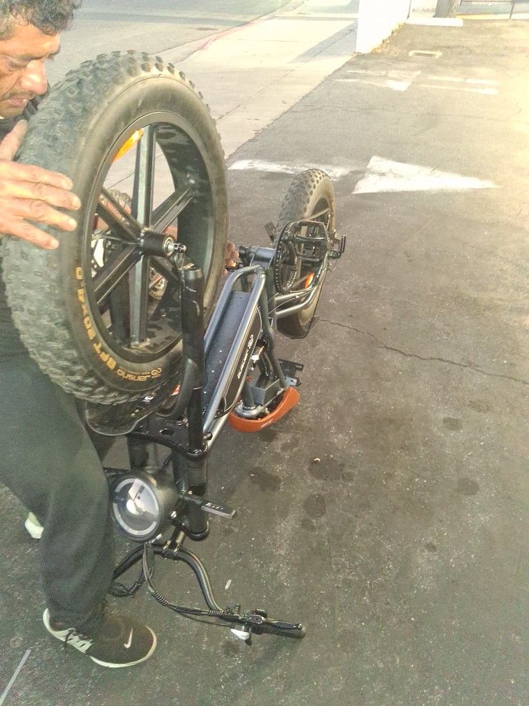 600 Electryc Bike