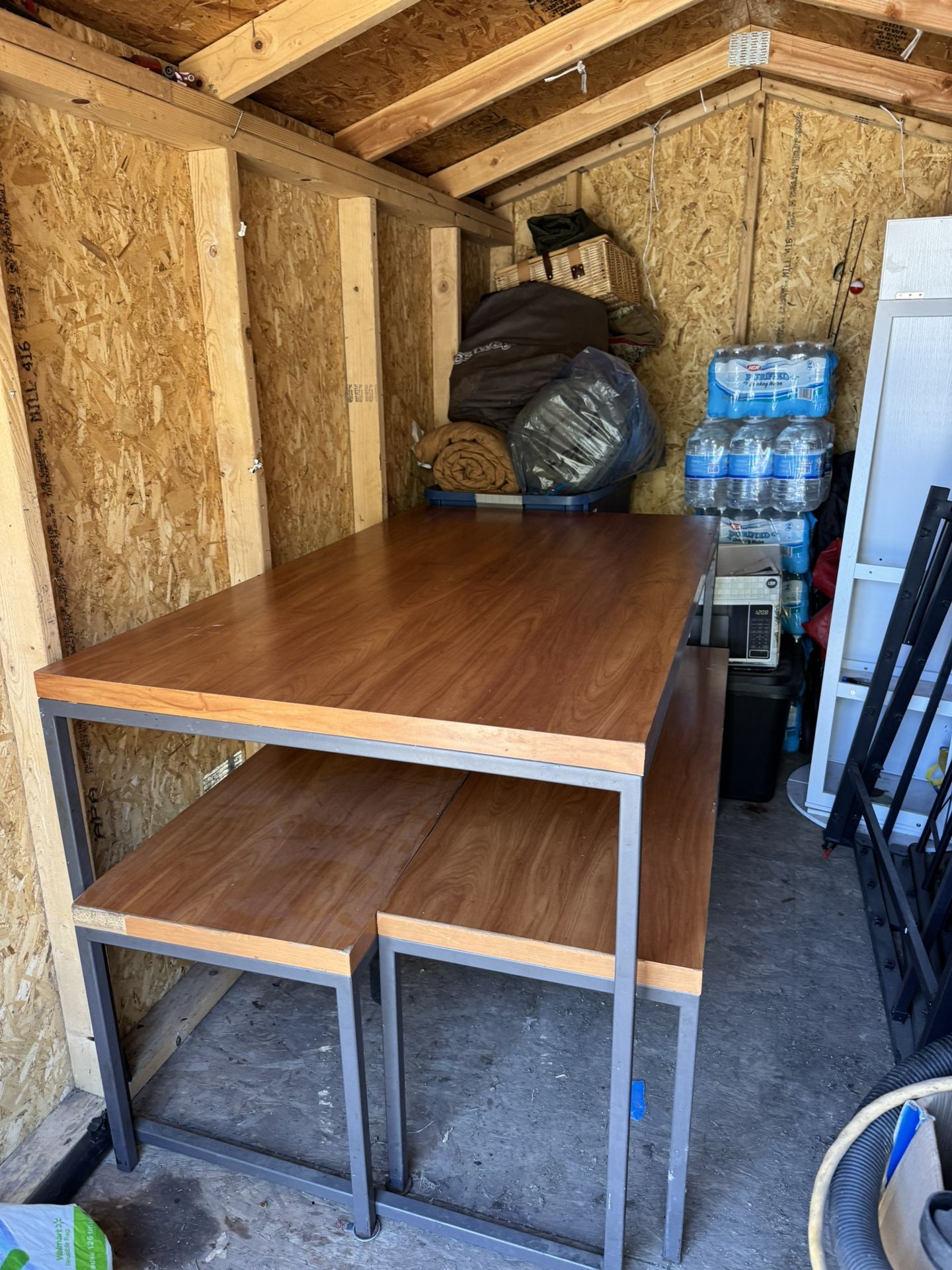 Kitchen Table, Twin Beds
