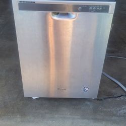 Whirlpool Dishwasher 