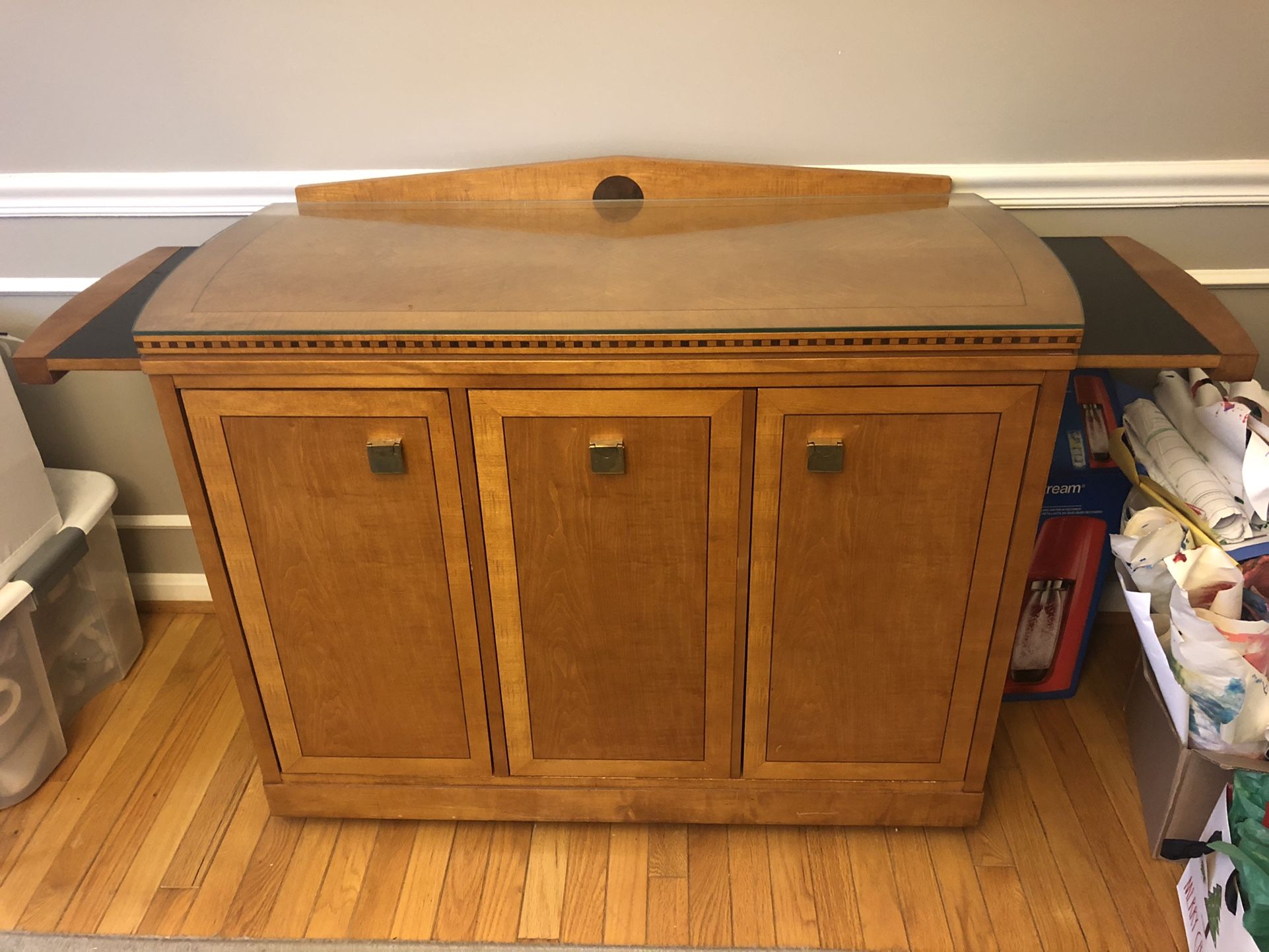 Hickory Dining Room Set
