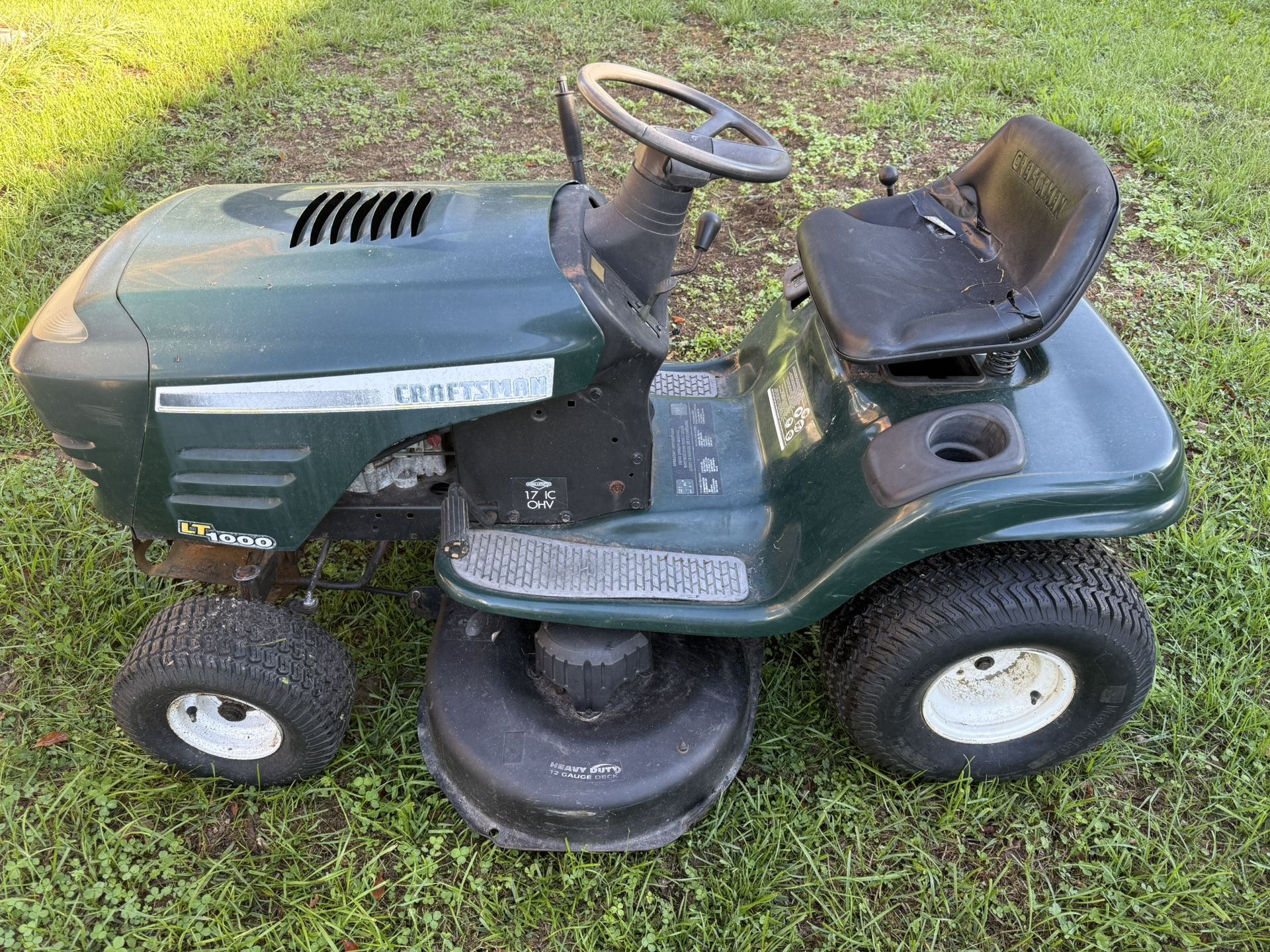 Riding Lawn mower 42” Deck