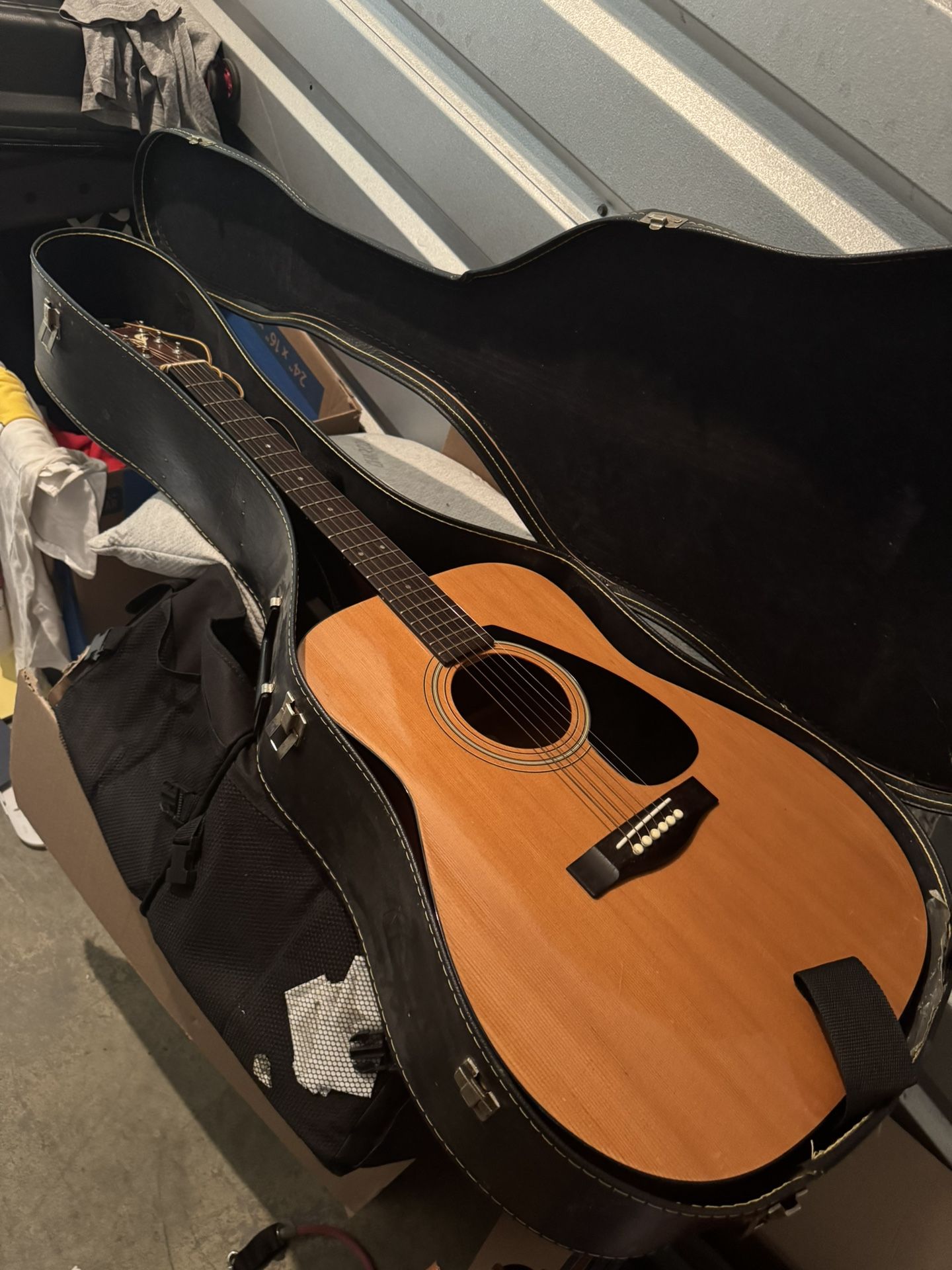 Yamaha Guitar