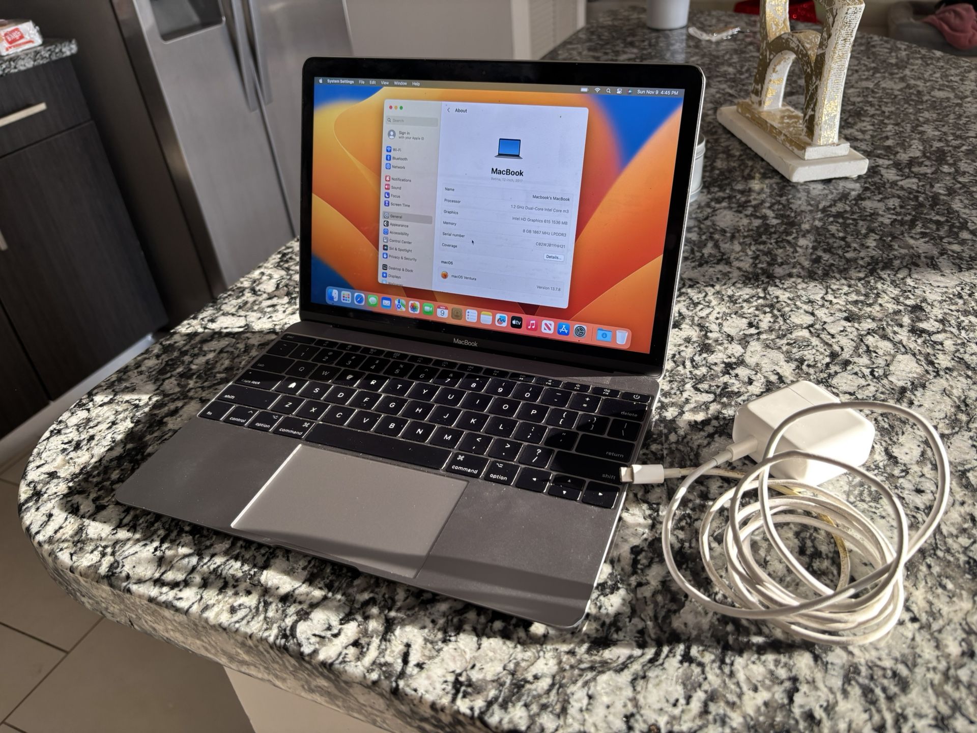 2017 Macbook Laptop - Good Condition