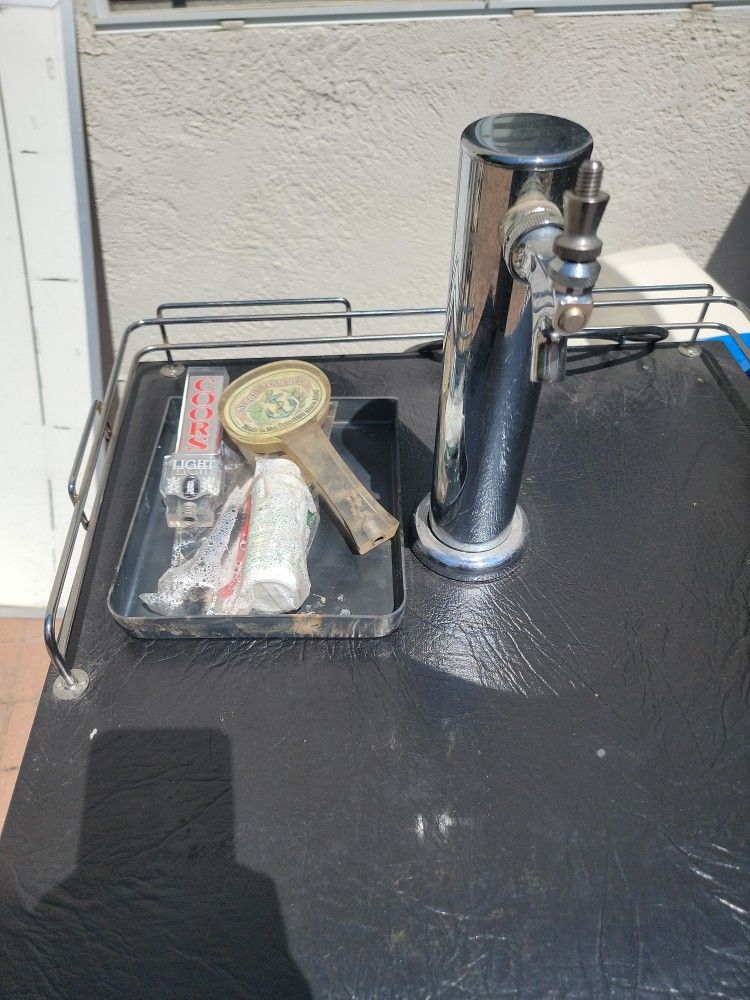 Kegerator with 3 CO2 Tanks