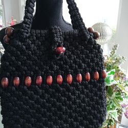 Vintage Lux Black Woven Handbag