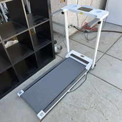 AoraPulse Treadmill (300 LB Capacity) Foldable  