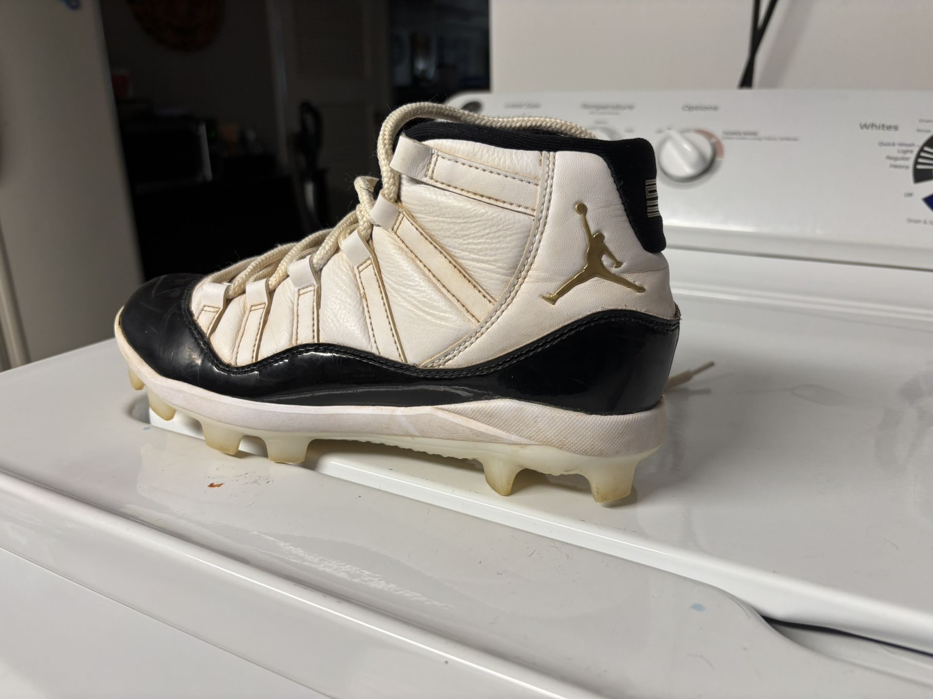 Jordan Baseball Cleats 8 1/2 Size