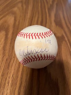 Carlton Fisk Autographed Baseball – Guaranteed Authentic – Red Sox Legend