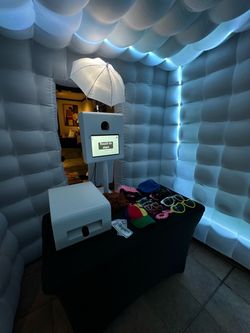 PHOTOBOOTH