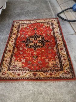 Persian Rug  4` x  6`
