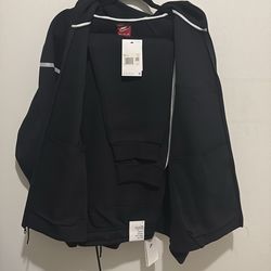 Size XXL Nike Tech Suit