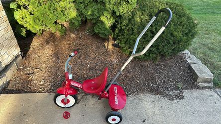 Radio flyer trike